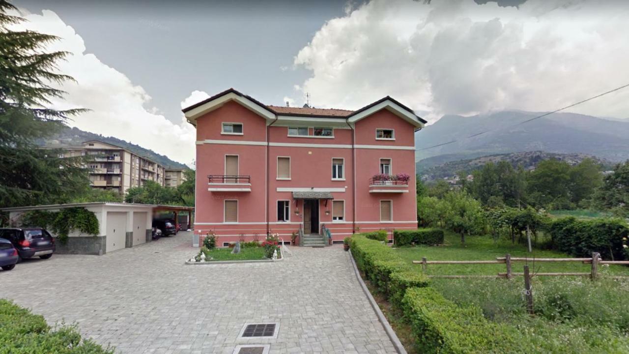 Ferienwohnung Al Borgo Di Sant'Orso - Cir 0342 Aosta Exterior foto