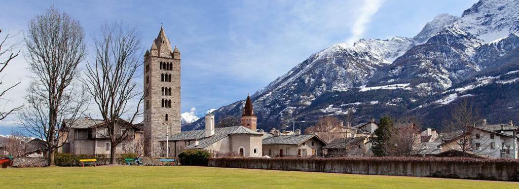 Ferienwohnung Al Borgo Di Sant'Orso - Cir 0342 Aosta Exterior foto